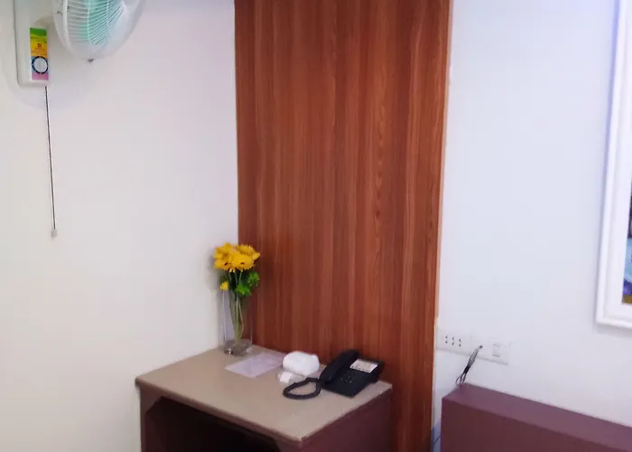 Anthurium Inn 2*
